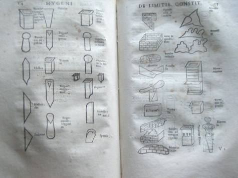 Examples of border stones (131 kB)